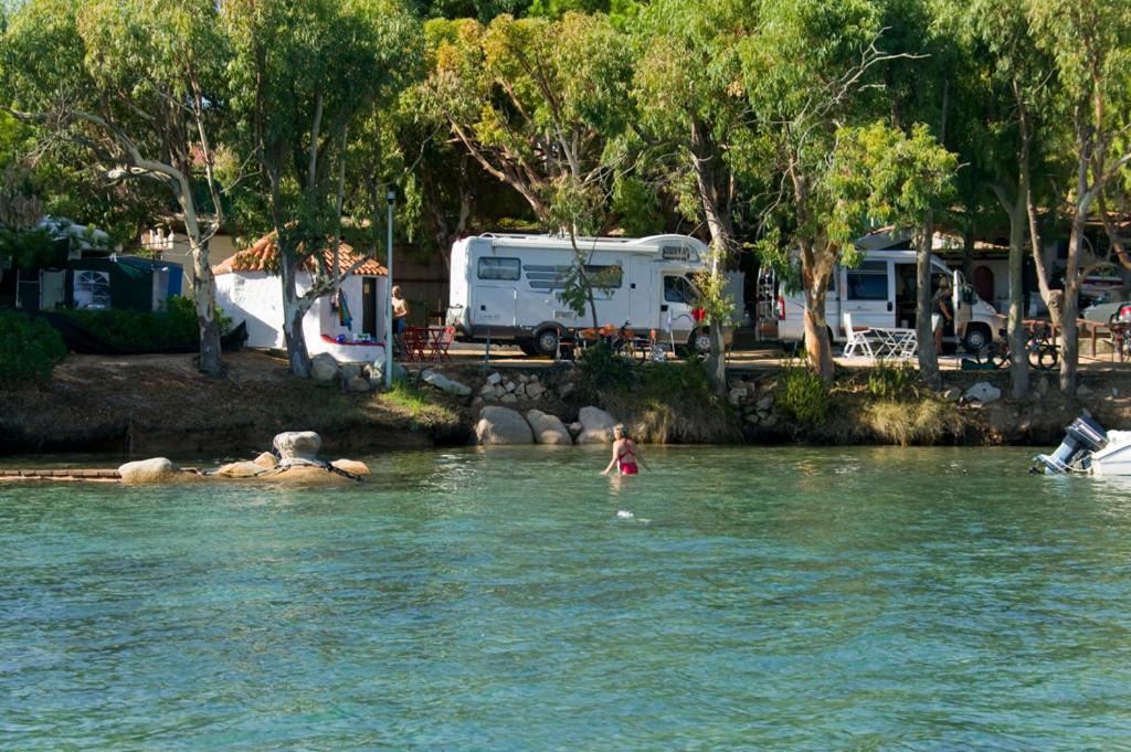 Hotel Camping Baia Saraceno à Palau Extérieur photo