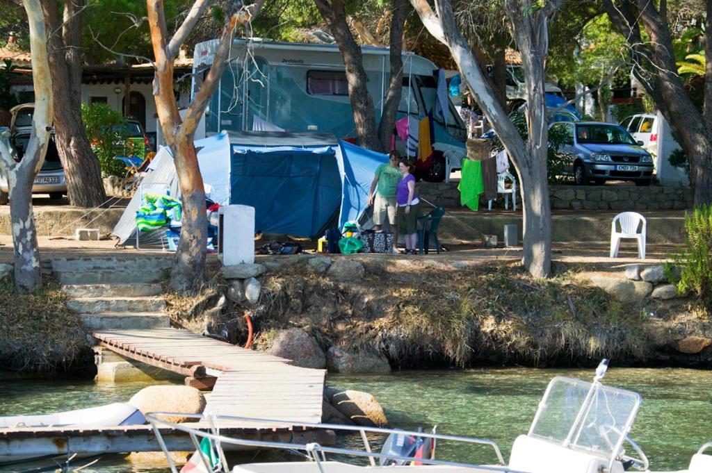 Hotel Camping Baia Saraceno à Palau Extérieur photo