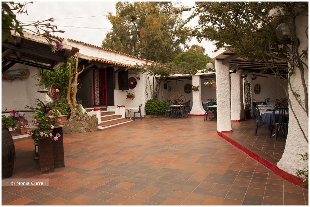 Hotel Camping Baia Saraceno à Palau Extérieur photo
